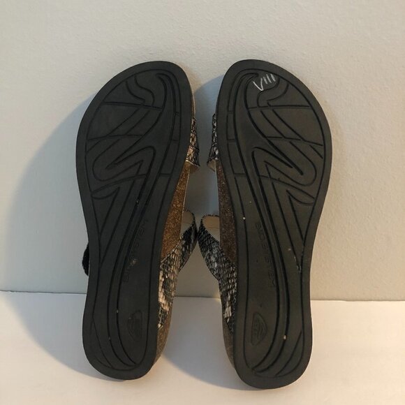 Abeo Baina Snake Print Sandals - Picture 7 of 7